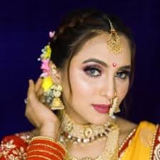 Best Makeup Artist in Thane and Mumbai