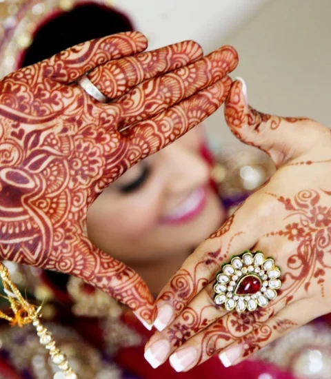 Bridal Makeup & Beauty Parlour in Mumbra